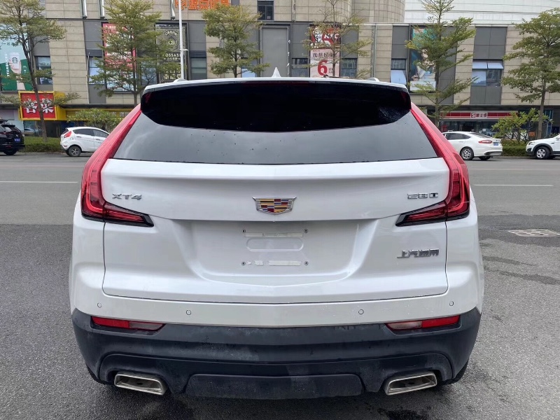 广州20年凯迪拉克XT47