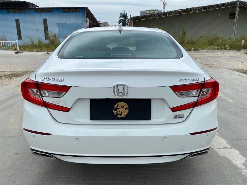 广州20年本田雅阁7