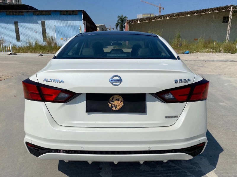 广州20年日产天籁7