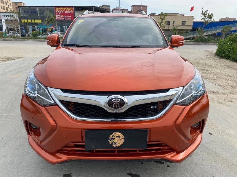 广州17年比亚迪宋1