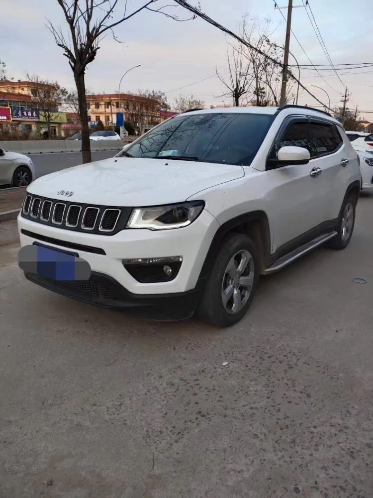 青岛17年Jeep指南者2