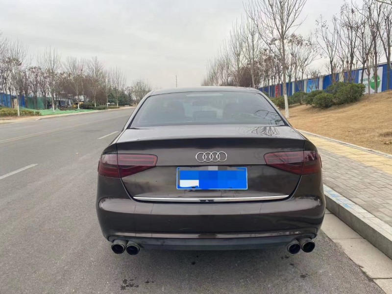 新鄉15年奧迪A4L4