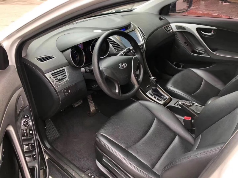 广州16年现代朗动4