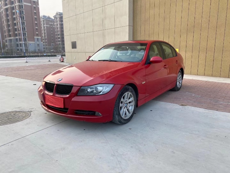 青岛08年宝马3系4