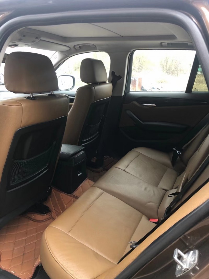 保定12年宝马X17