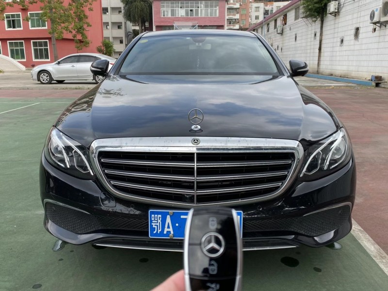 广州18年奔驰E9