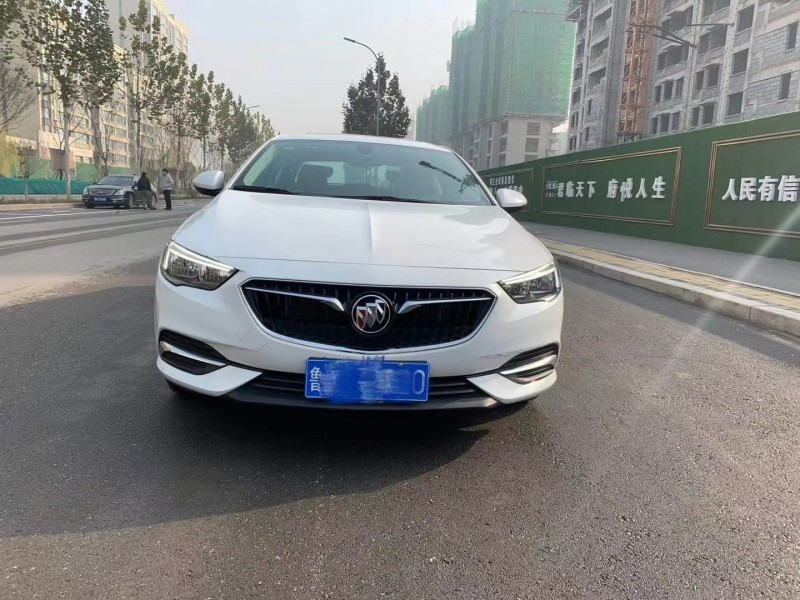 青岛20年别克君威10