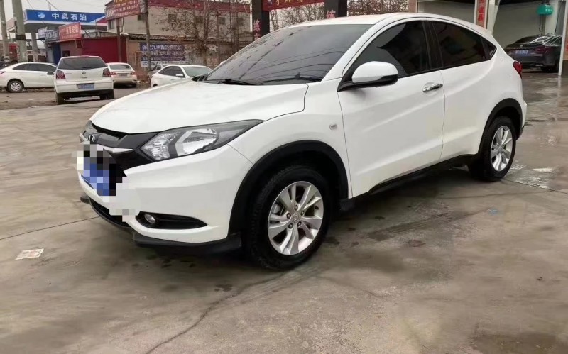 保定17年本田缤智7