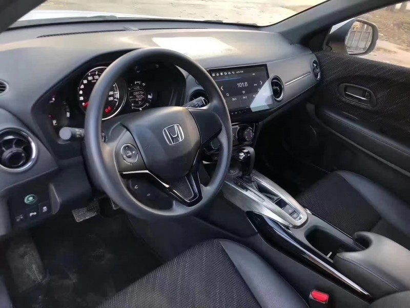 保定17年本田XRV8