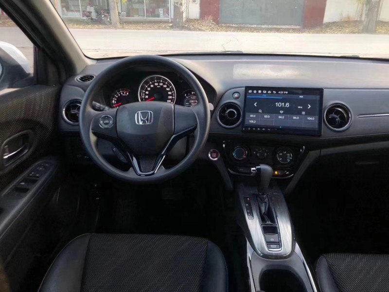 保定17年本田XRV9