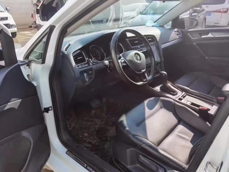 保定17年大众高尔夫6