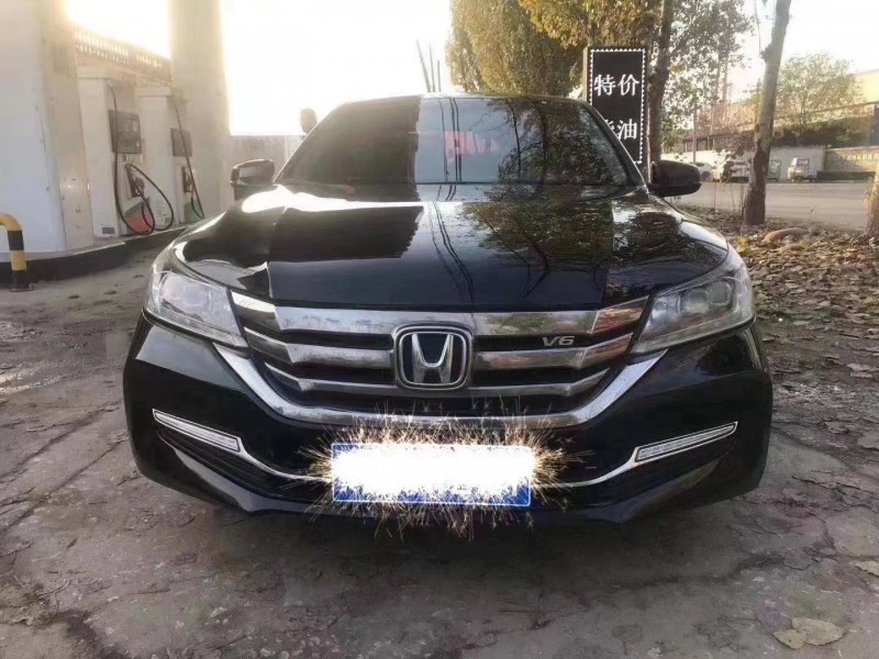 保定16年本田雅阁1