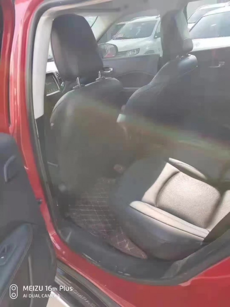 保定17年Jeep指南者8