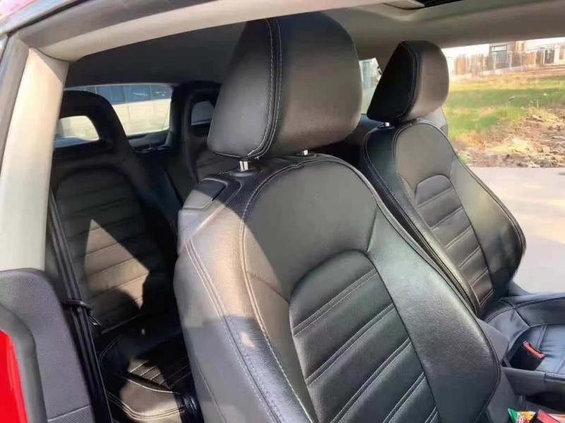 保定14年大众尚酷5