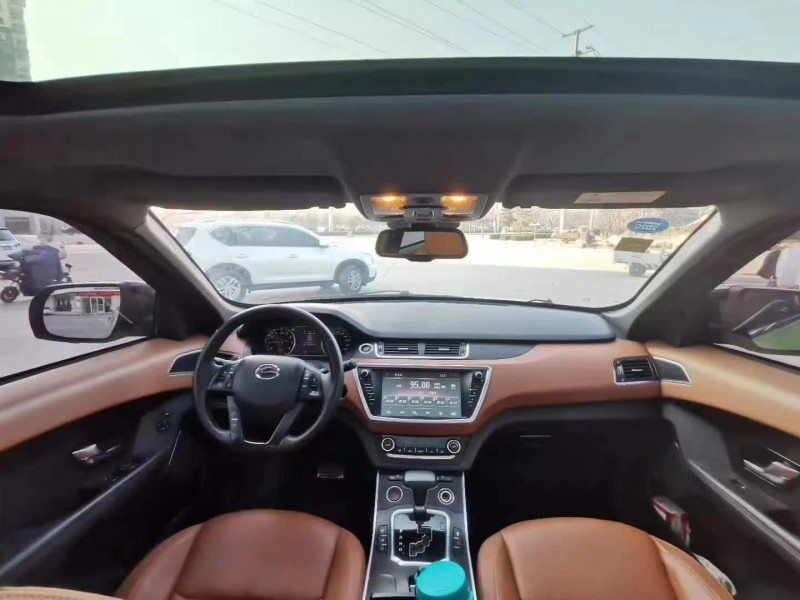 郑州19年陆风X79