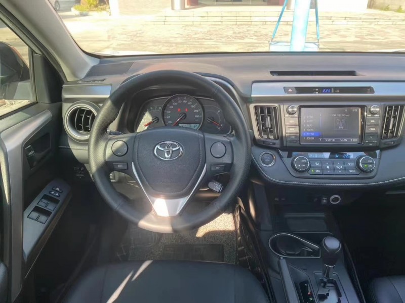 广州18年丰田RAV4荣放4