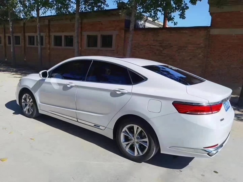 保定19年吉利博瑞2