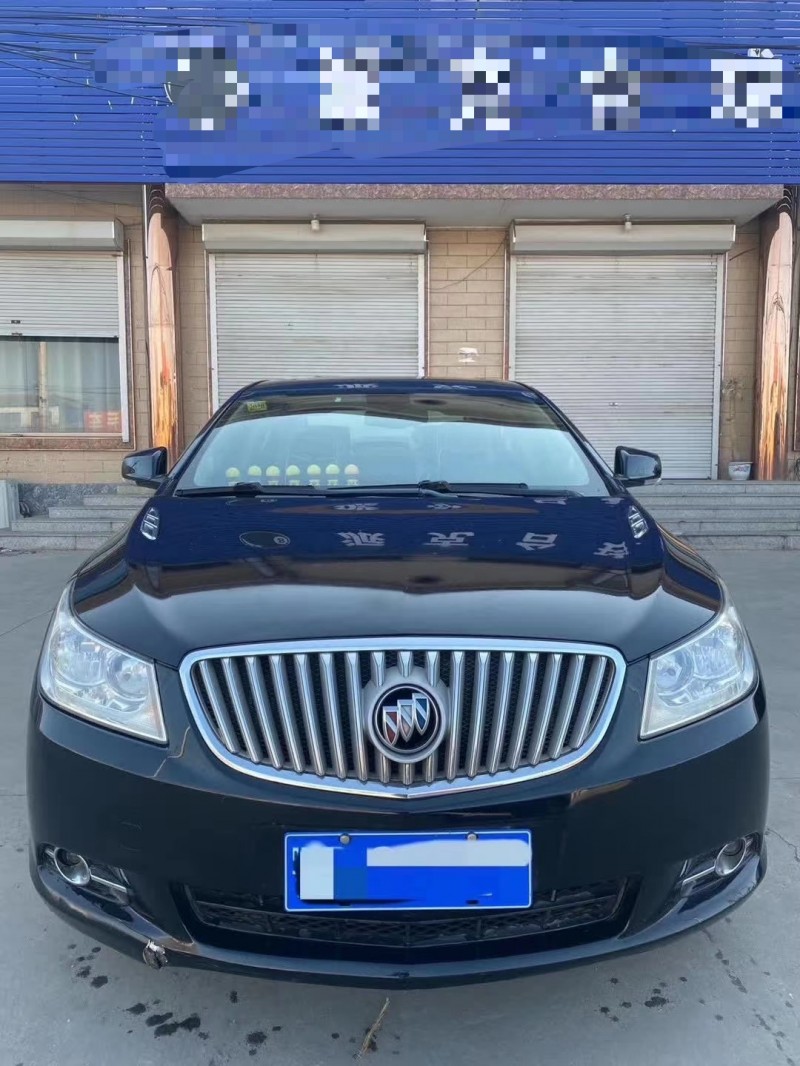 邢台12年别克君越4