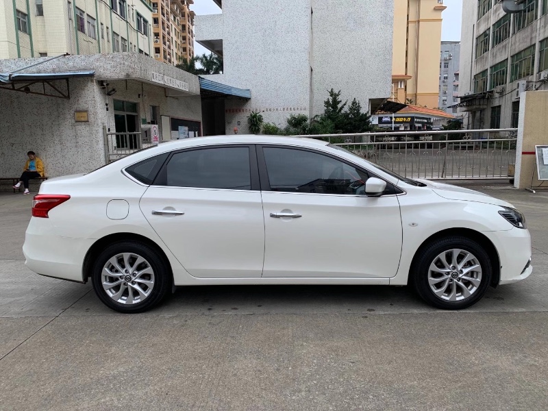 中山20年日产轩逸4