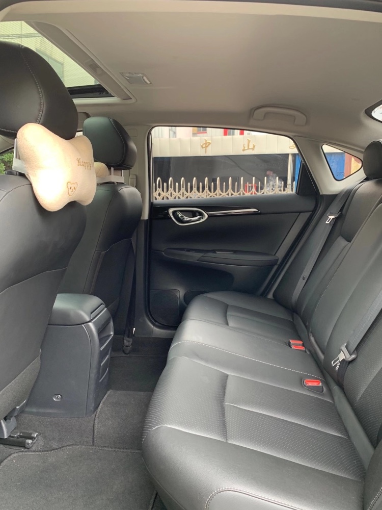 中山20年日产轩逸1