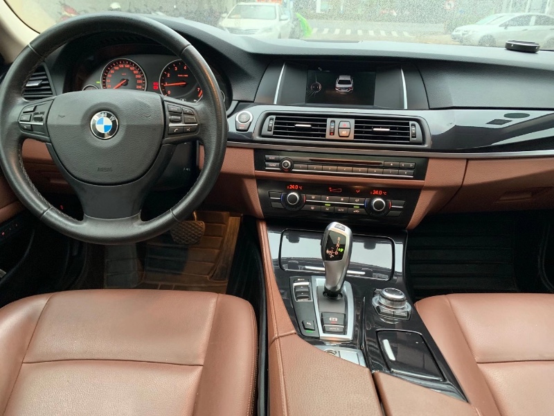 中山15年宝马5系2