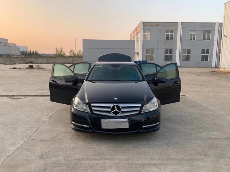 徐州12年奔驰C9