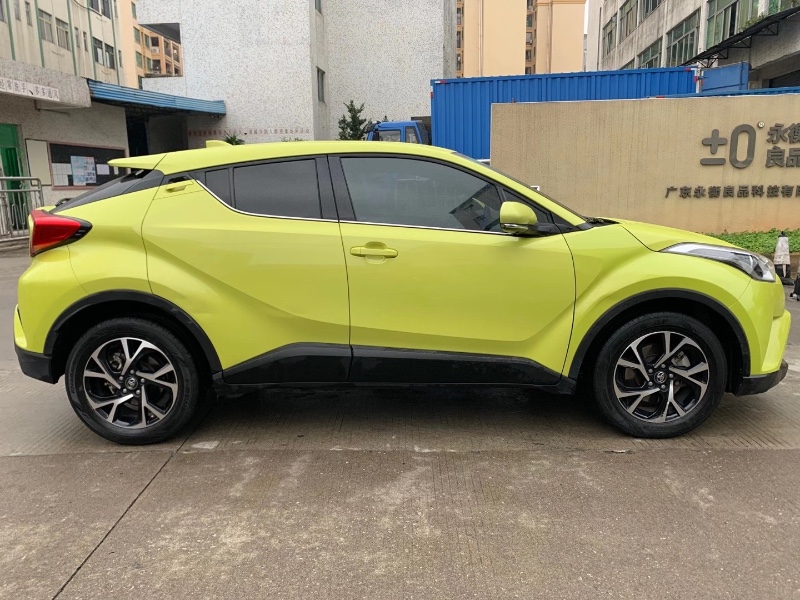 中山18年丰田CHR6