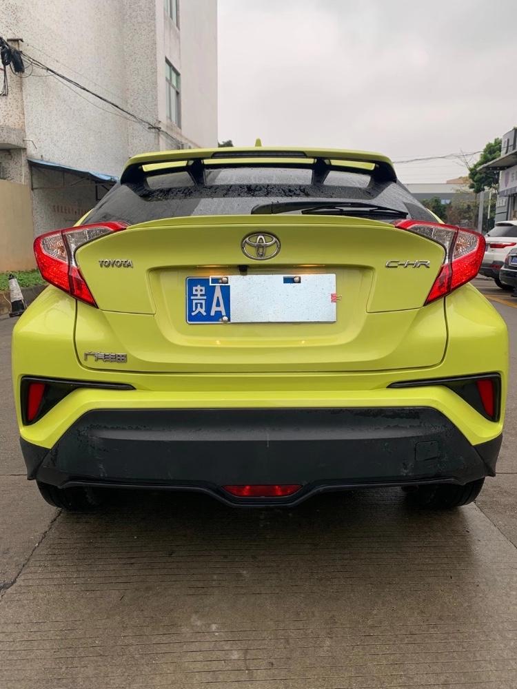 中山18年丰田CHR4