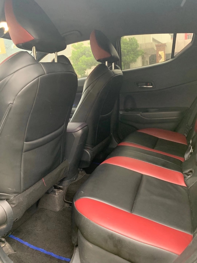 中山18年丰田CHR3