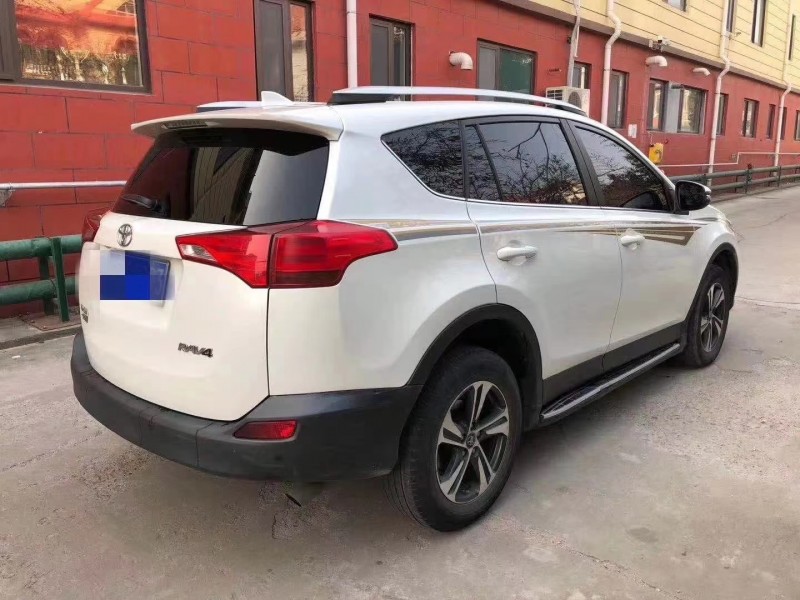 青岛15年丰田RAV4荣放6