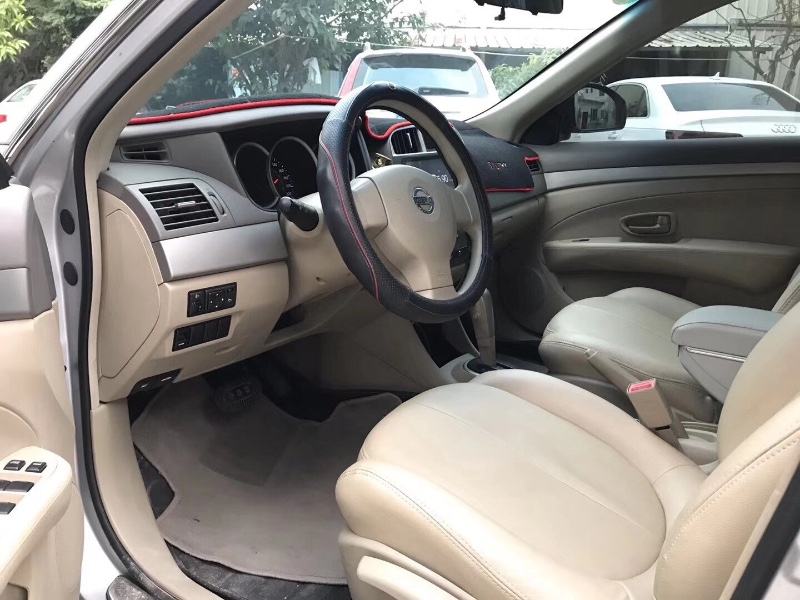 广州16年日产轩逸4