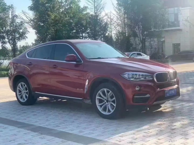 北京17年宝马X68