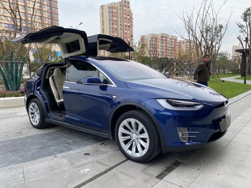 鹽城18年特斯拉MODEL X2