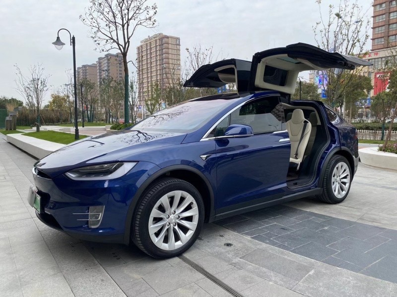 鹽城18年特斯拉MODEL X3