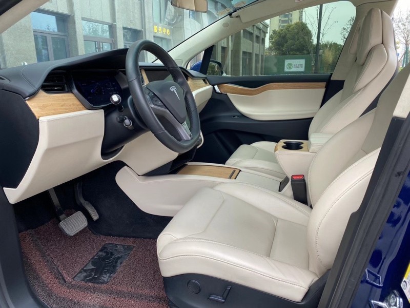 鹽城18年特斯拉MODEL X6