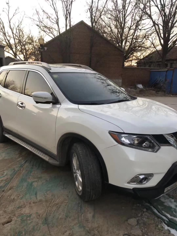 青岛16年日产奇骏2