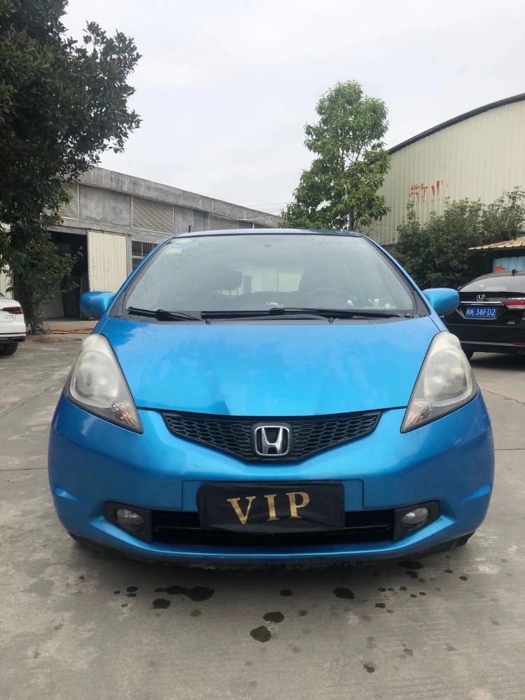 广州11年本田飞度9