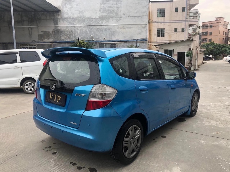 广州11年本田飞度2