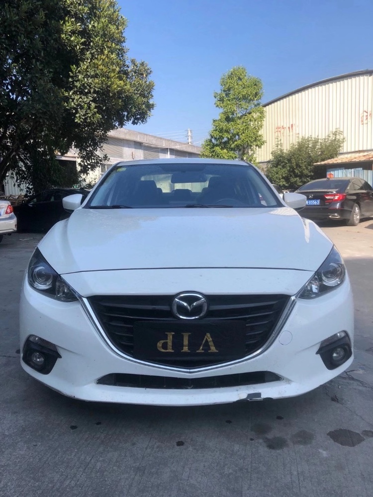 广州16年马自达昂克赛拉1