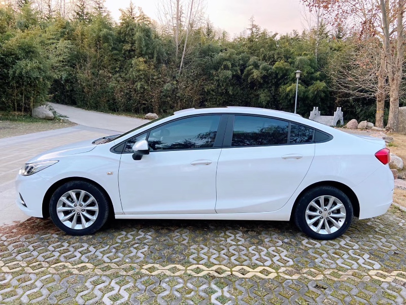 潍坊17年雪佛兰科鲁兹2