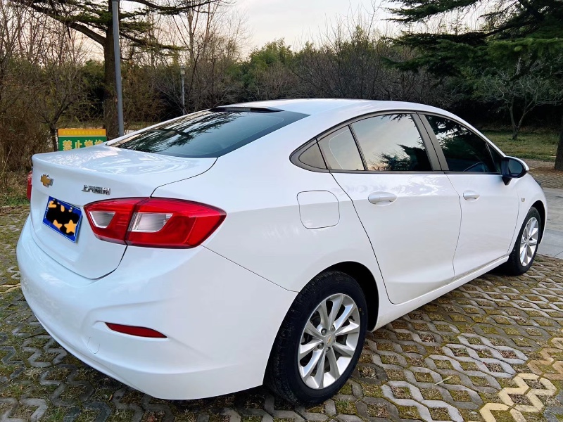 潍坊17年雪佛兰科鲁兹6