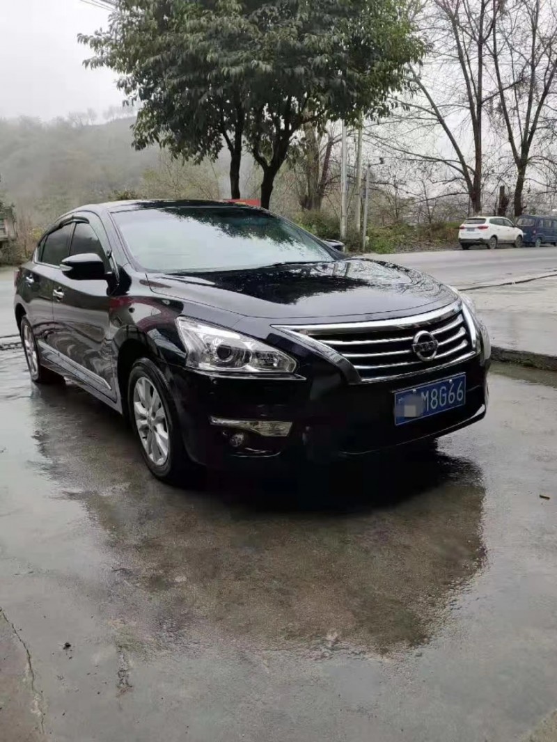 安順15年日產天籟1