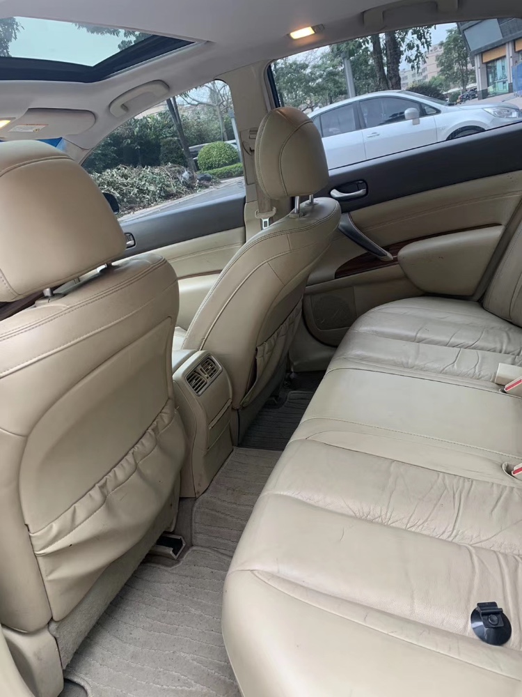 中山11年日产天籁1