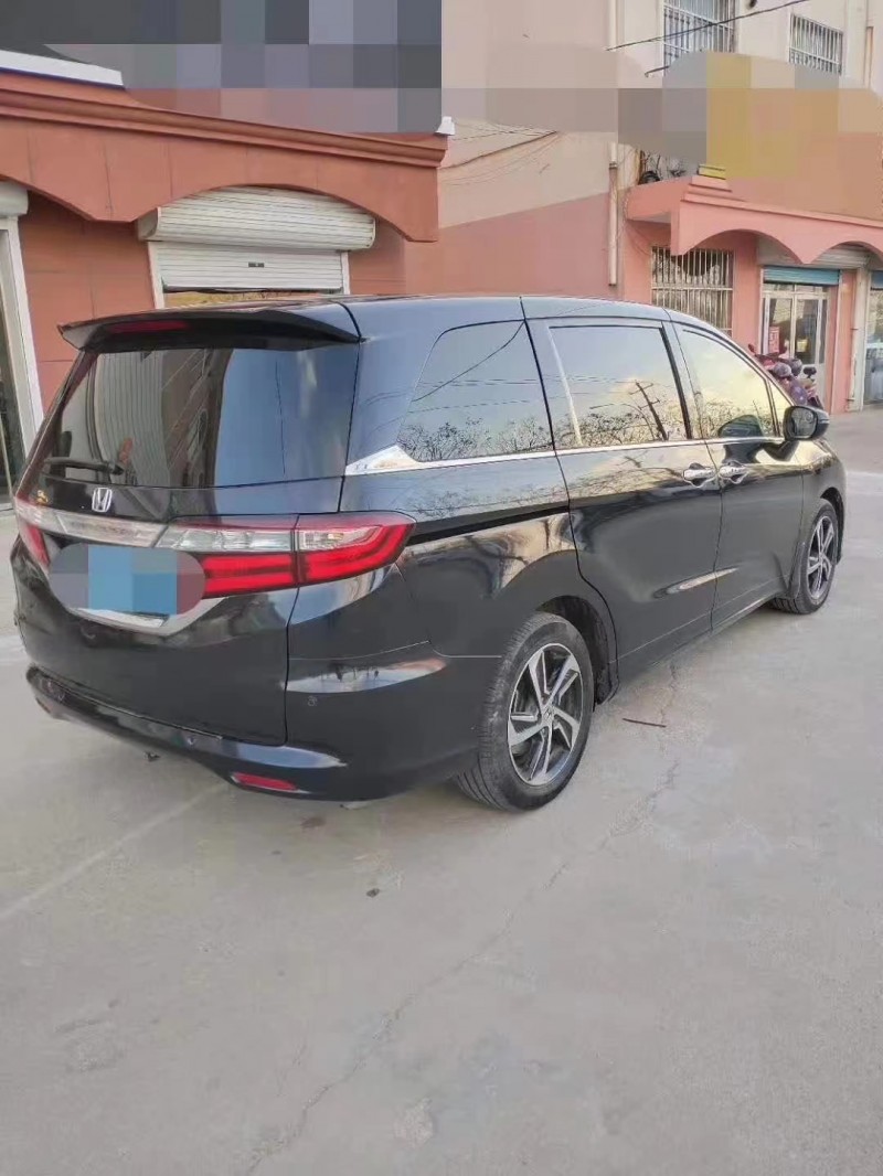 济宁16年本田奥德赛6