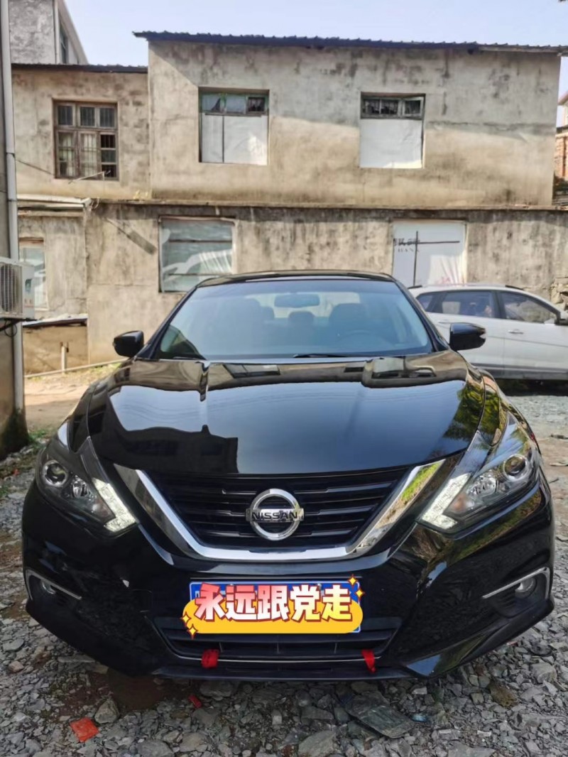 景德鎮19年日產天籟1