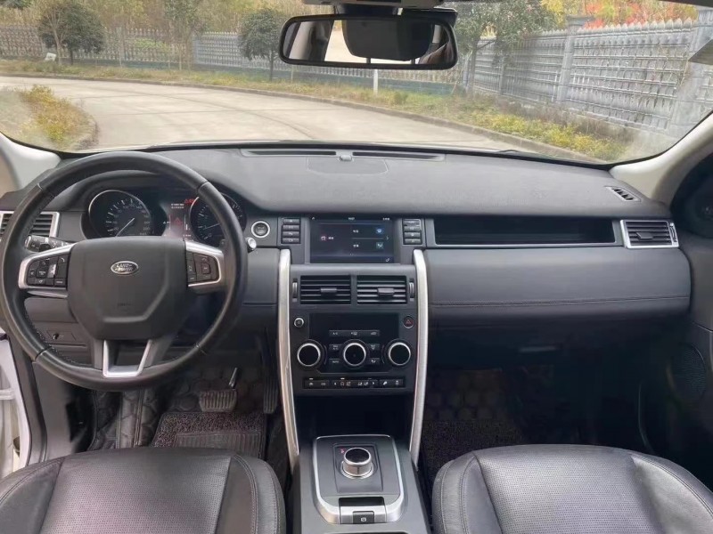 武汉17年路虎发现神行6