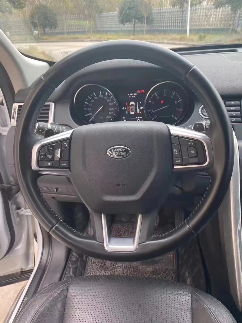 武汉17年路虎发现神行7