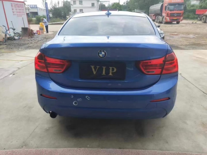 北京17年宝马1系4