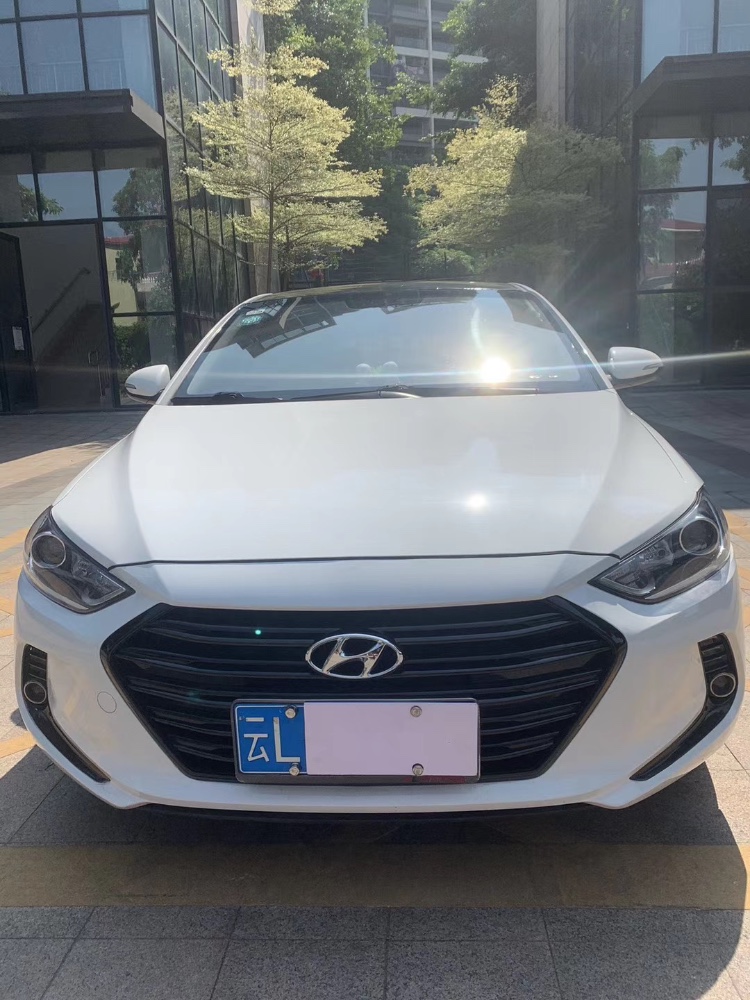 中山16年现代领动9