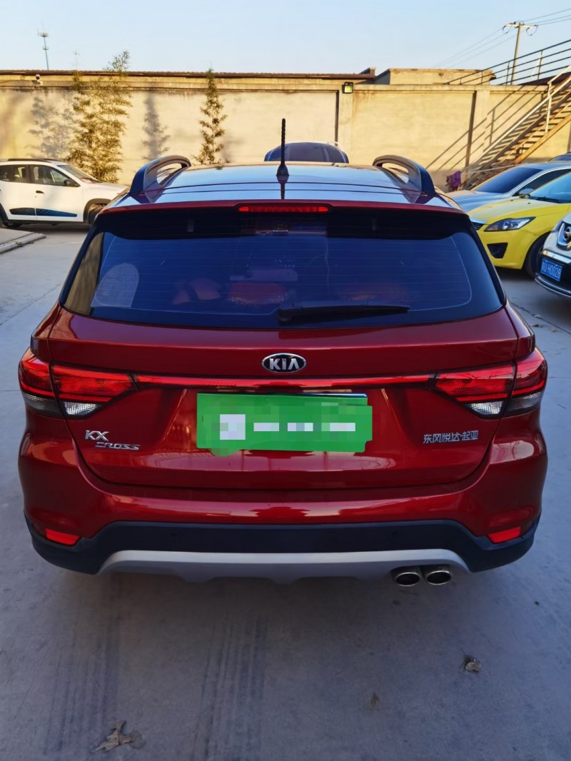 保定17年起亚KXCROSS4